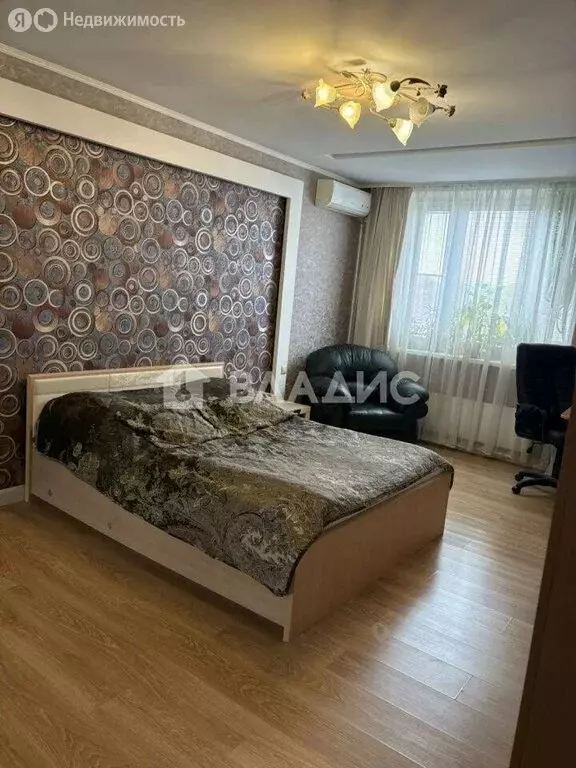 2-комнатная квартира: посёлок городского типа Октябрьский, микрорайон ... - Фото 1