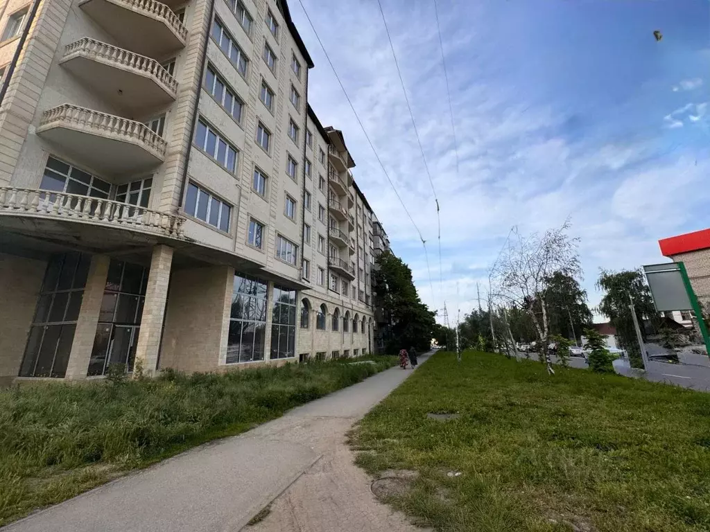 2-к кв. Кабардино-Балкария, Нальчик ул. Кирова, 331/13 (60.8 м) - Фото 1