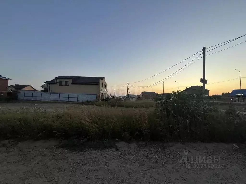 Участок в Краснодарский край, Ейск  (5.6 сот.) - Фото 0