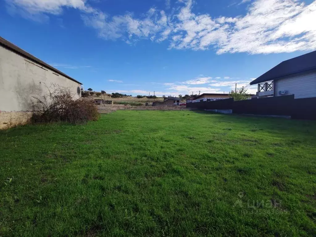 Участок в Севастополь с. Вишневое, ул. Мира, 41 (8.0 сот.) - Фото 1