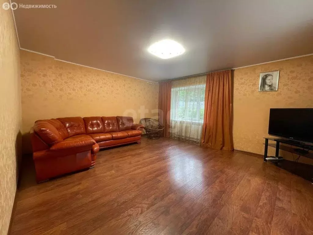 Дом в Кокошкино, Набережная улица, 23с1 (250 м) - Фото 1