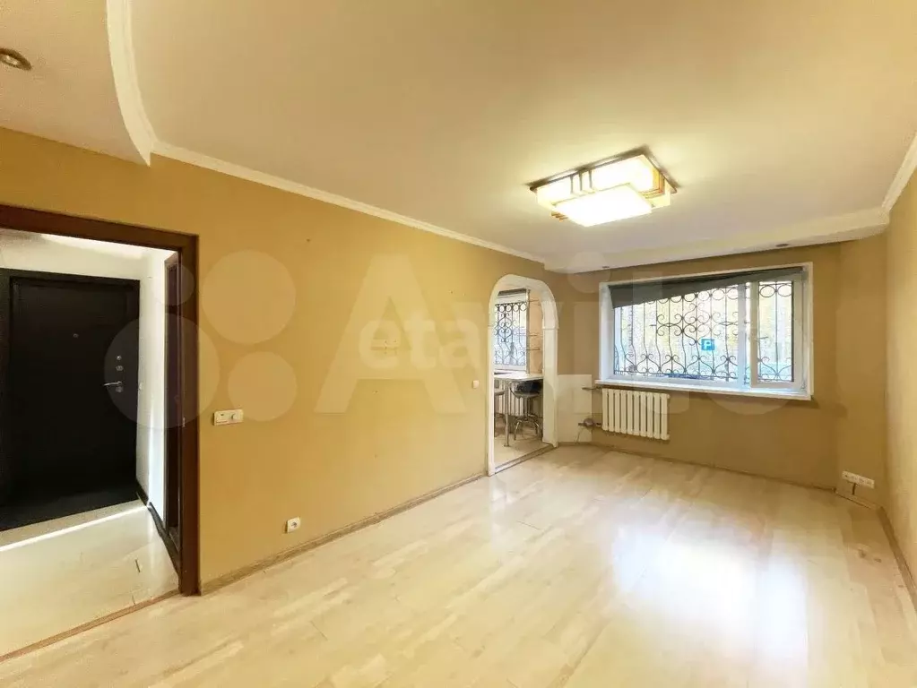 3-к. квартира, 60 м, 1/5 эт. - Фото 1