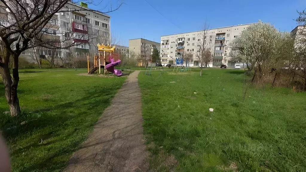 2-к кв. Адыгея, Тахтамукайский район, Энем пгт ул. Перова, 81 (51.0 м) - Фото 1