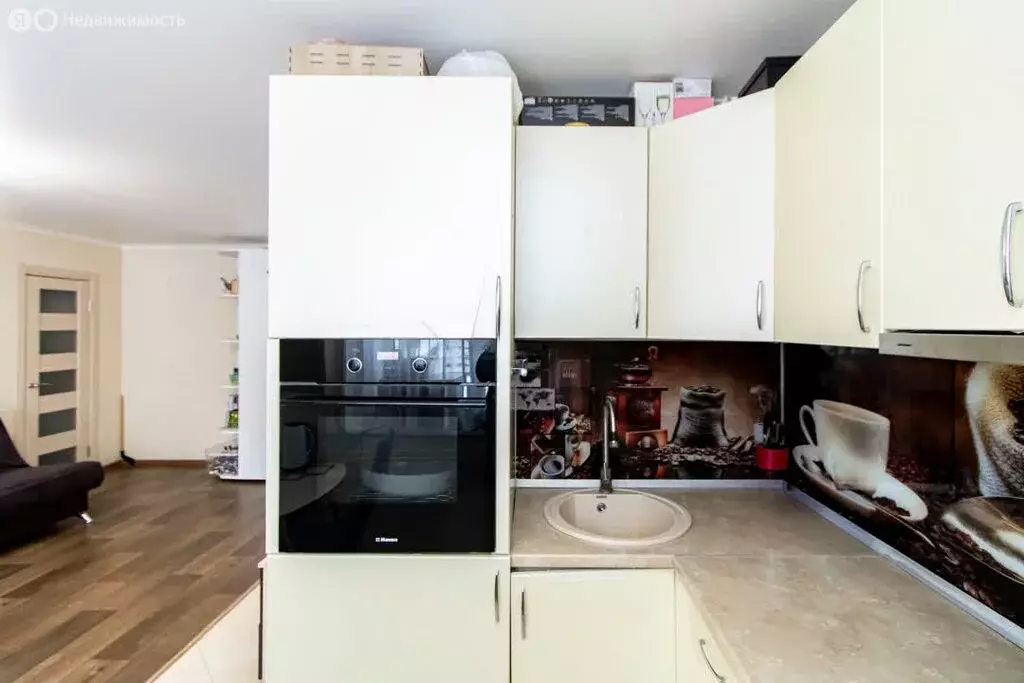 1-комнатная квартира: Тюмень, Рижская улица, 72 (42.9 м) - Фото 1