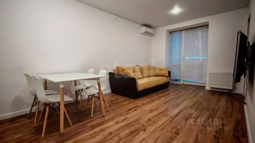 2-к кв. Удмуртия, Ижевск ул. Карла Маркса, 308к1 (40.0 м) - Фото 1