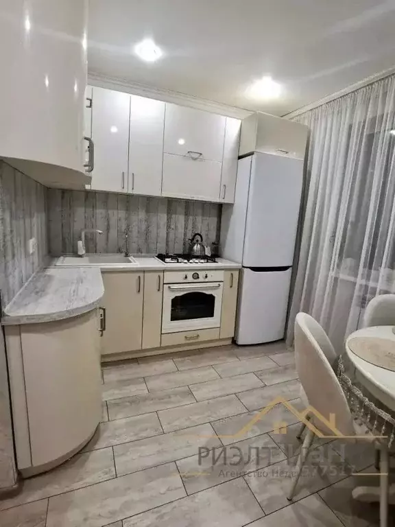2-к кв. Татарстан, Казань ул. Фатыха Амирхана, 93 (52.0 м) - Фото 1