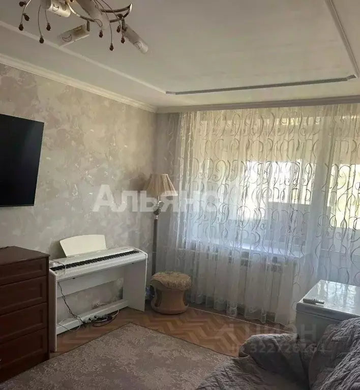 2-к кв. Ростовская область, Каменск-Шахтинский Красная ул., 7А (43.0 ... - Фото 1