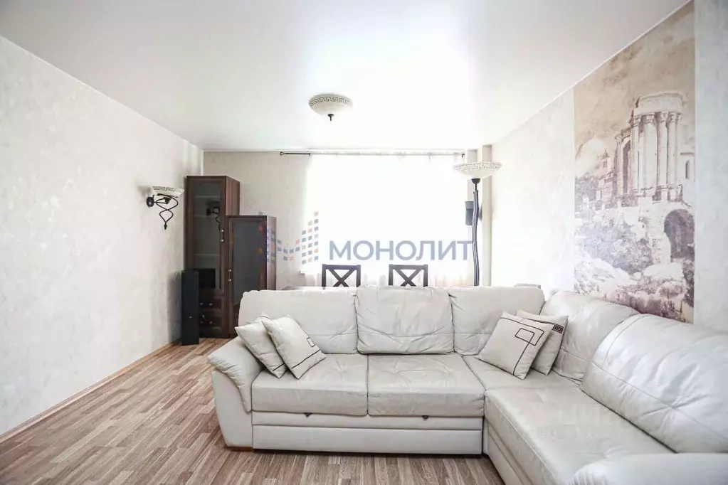 4-к кв. Нижегородская область, Нижний Новгород ул. Максима Горького, ... - Фото 0