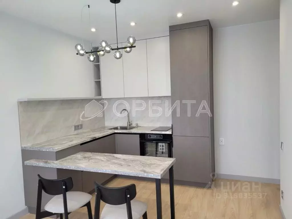 1-к кв. Тюменская область, Тюмень ул. Тимирязева, 8к1 (36.7 м) - Фото 0