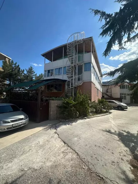 Коттедж в Крым, Алушта муниципальный округ, Партенит пгт ш. ... - Фото 1