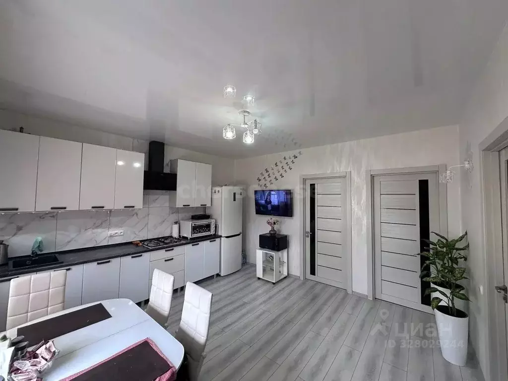 Дом в Крым, Симферополь ул. 13-я Коллективных Садов (55 м) - Фото 2