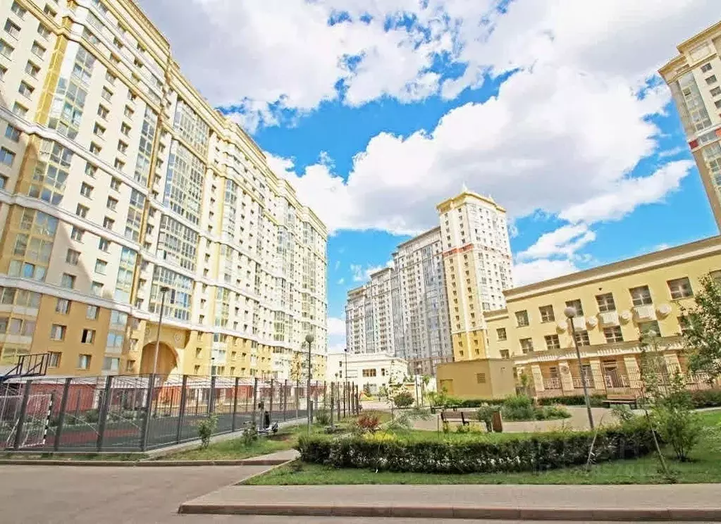 2-к кв. Москва Мосфильмовская ул., 88к2с6 (90.0 м) - Фото 1