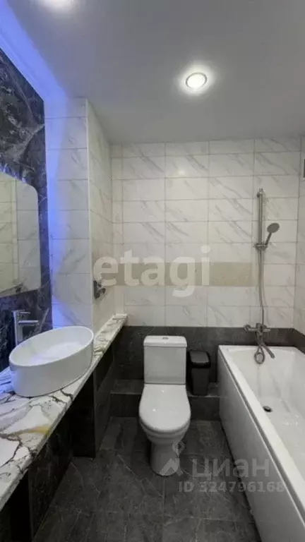 1-к кв. Кемеровская область, Кемерово Космическая ул., 4Б (35.0 м) - Фото 1