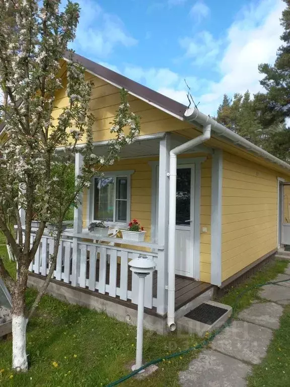 Дом в Карелия, Питкярантский муниципальный округ, пос. Салми ул. ... - Фото 1