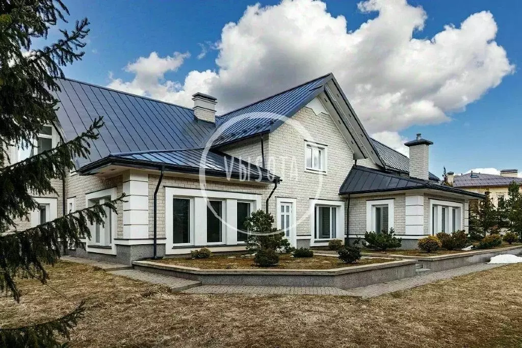 Коттедж в Московская область, Одинцовский городской округ, д. ... - Фото 1