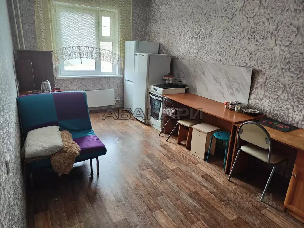 2-к кв. Красноярский край, Красноярск Северный мкр, пер. ... - Фото 2