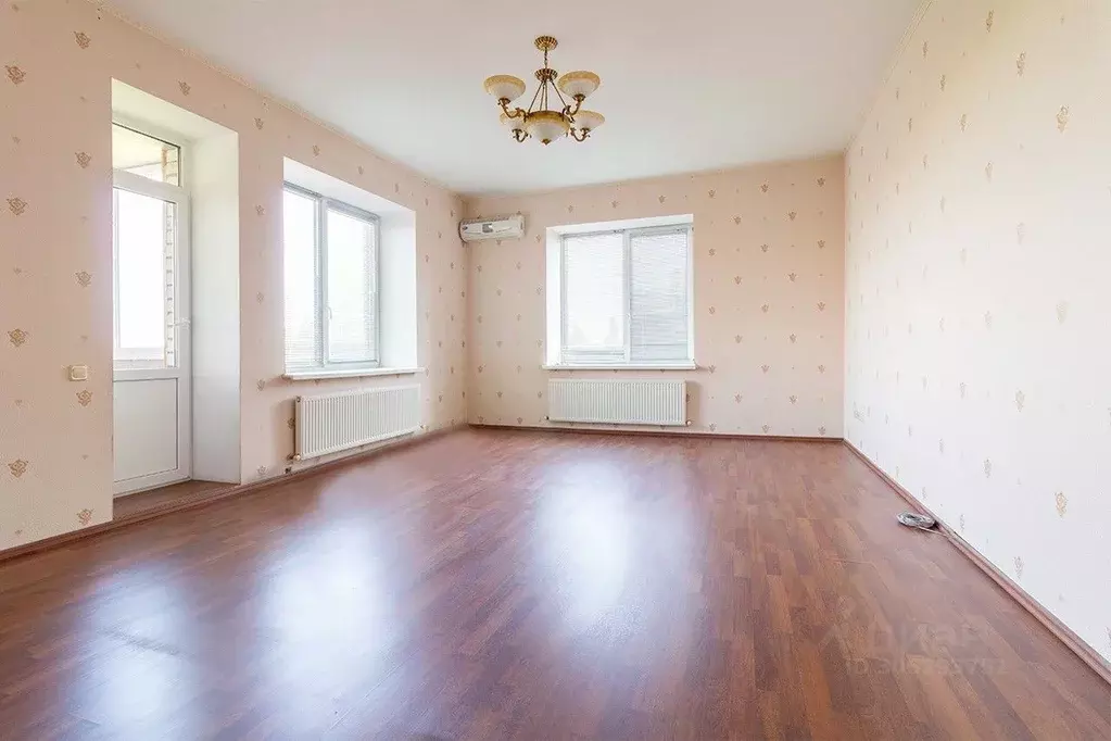 3-к кв. Волгоградская область, Волжский Набережная ул., 8Б (127.0 м) - Фото 1