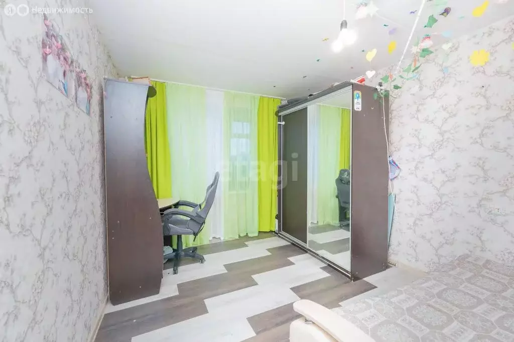 3-комнатная квартира: Пермь, улица Тургенева, 35 (63.8 м) - Фото 1
