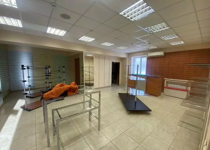 Офис в Саратовская область, Энгельс ул. Тельмана, 9А (85 м) - Фото 1