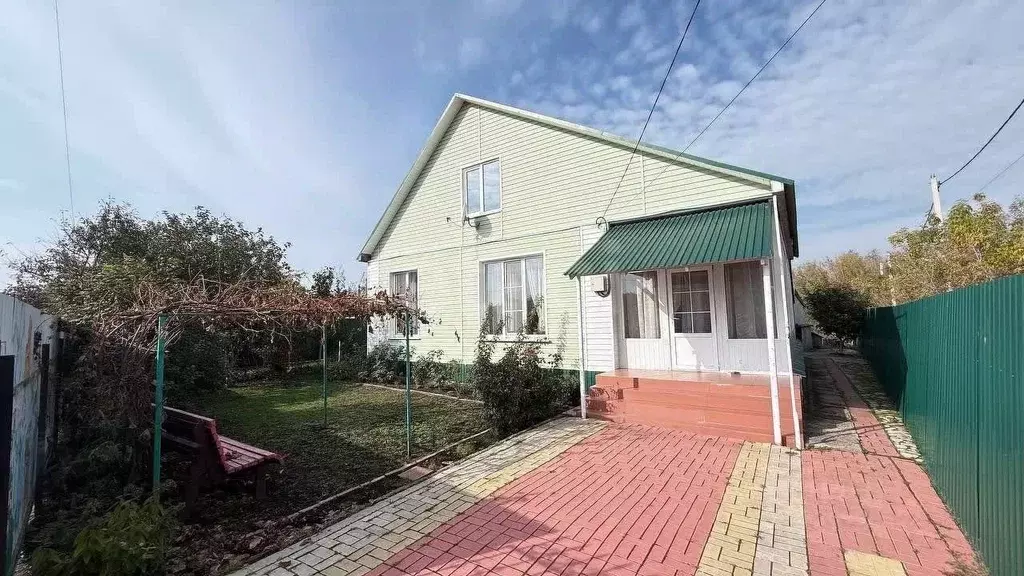 Дом в Липецкая область, Добровский муниципальный округ, с. Кореневщино ... - Фото 1