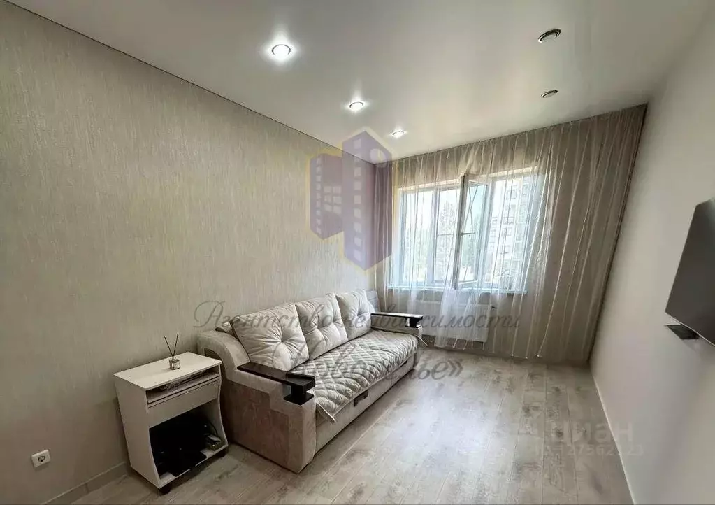 1-к кв. Белгородская область, Старый Оскол Макаренко мкр, 41 (38.0 м) - Фото 1