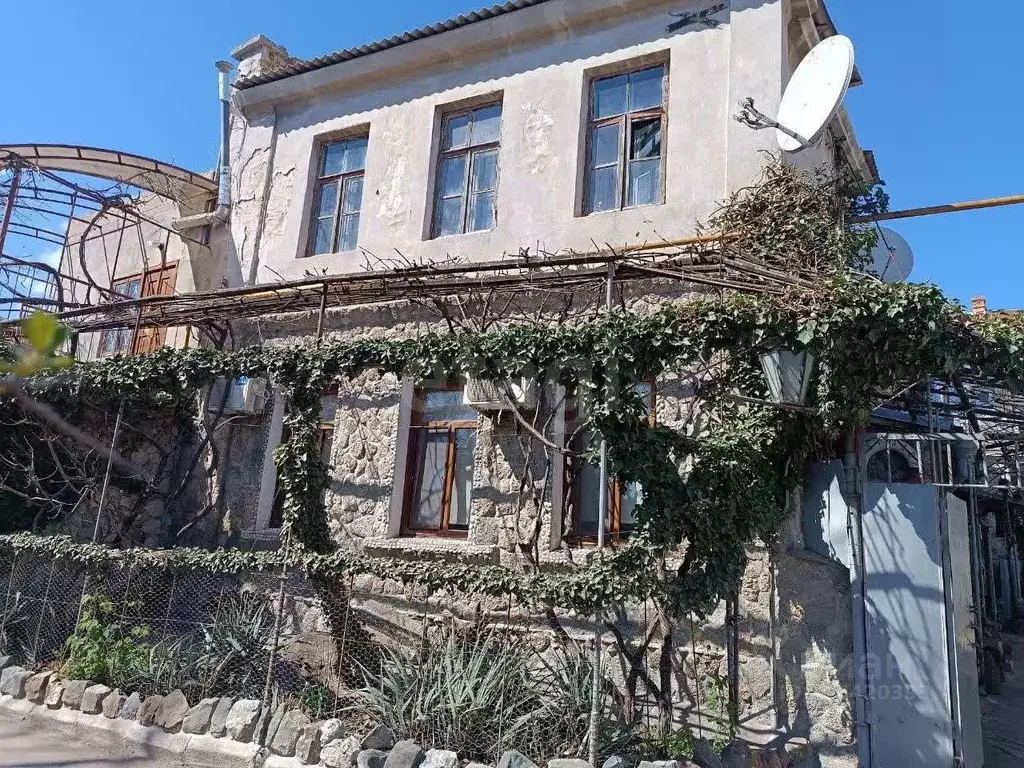 3-к кв. Крым, Евпатория ул. Матвеева, 10/17 (53.0 м) - Фото 0