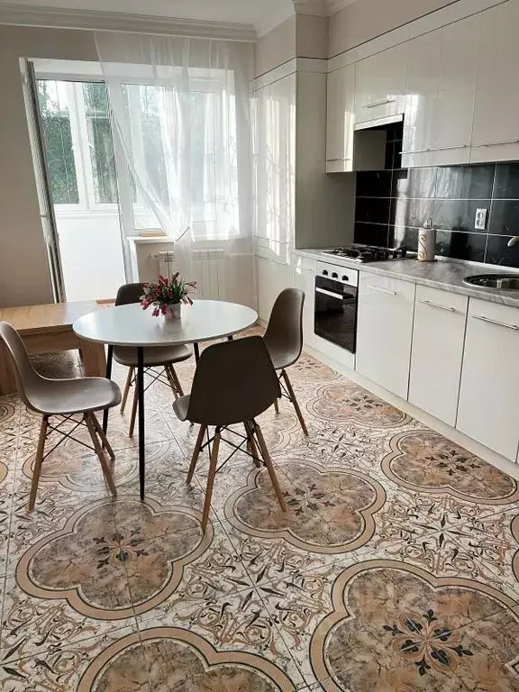 2-к кв. Ставропольский край, Ессентуки ул. Орджоникидзе, 91 (65.0 м) - Фото 1