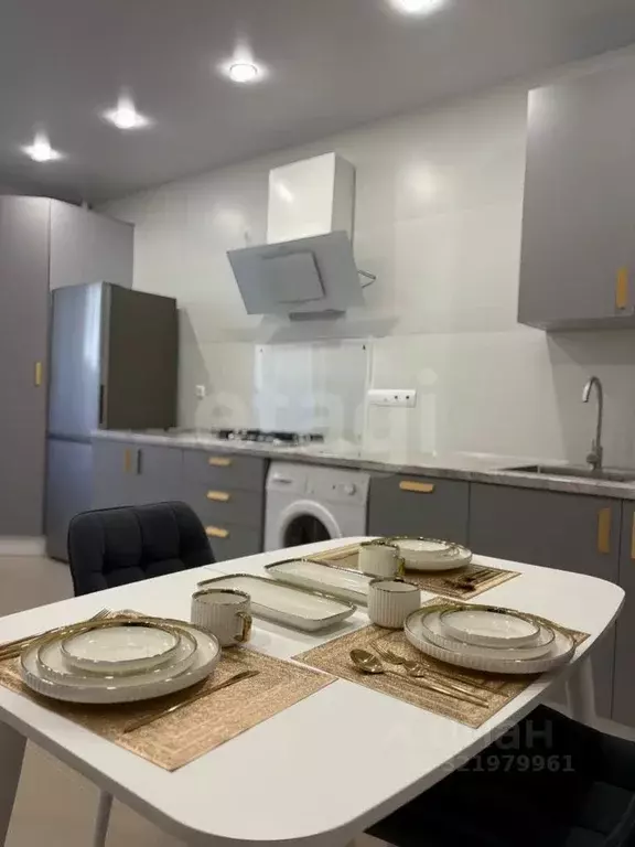 2-к кв. Марий Эл, Йошкар-Ола ул. Суворова, 40А (63.2 м) - Фото 0