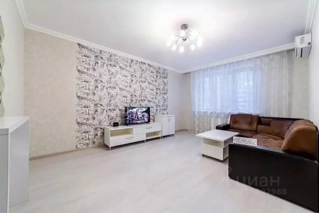 2-к кв. Татарстан, Казань ул. Сибгата Хакима, 52 (62.0 м) - Фото 1
