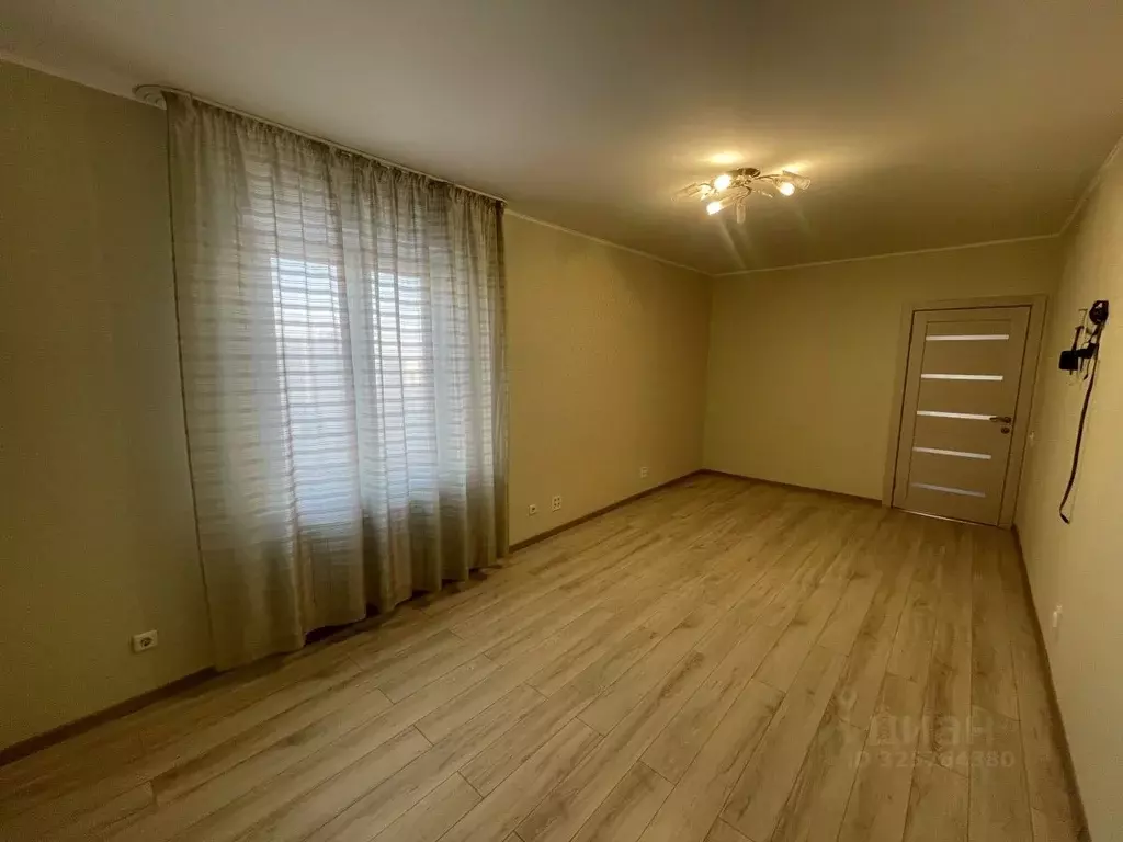 2-к кв. Челябинская область, Челябинск просп. Краснопольский, 16 (65.0 ... - Фото 2