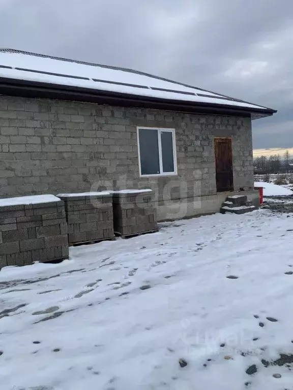 Дом в Адыгея, Майкопский район, пос. Тульский ул. Энергетиков (90 м) - Фото 1