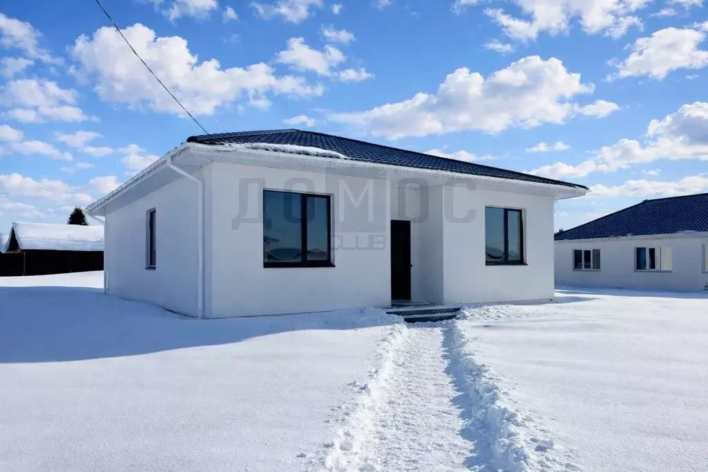 Дом в Свердловская область, Белоярский муниципальный округ, д. Поварня ... - Фото 1