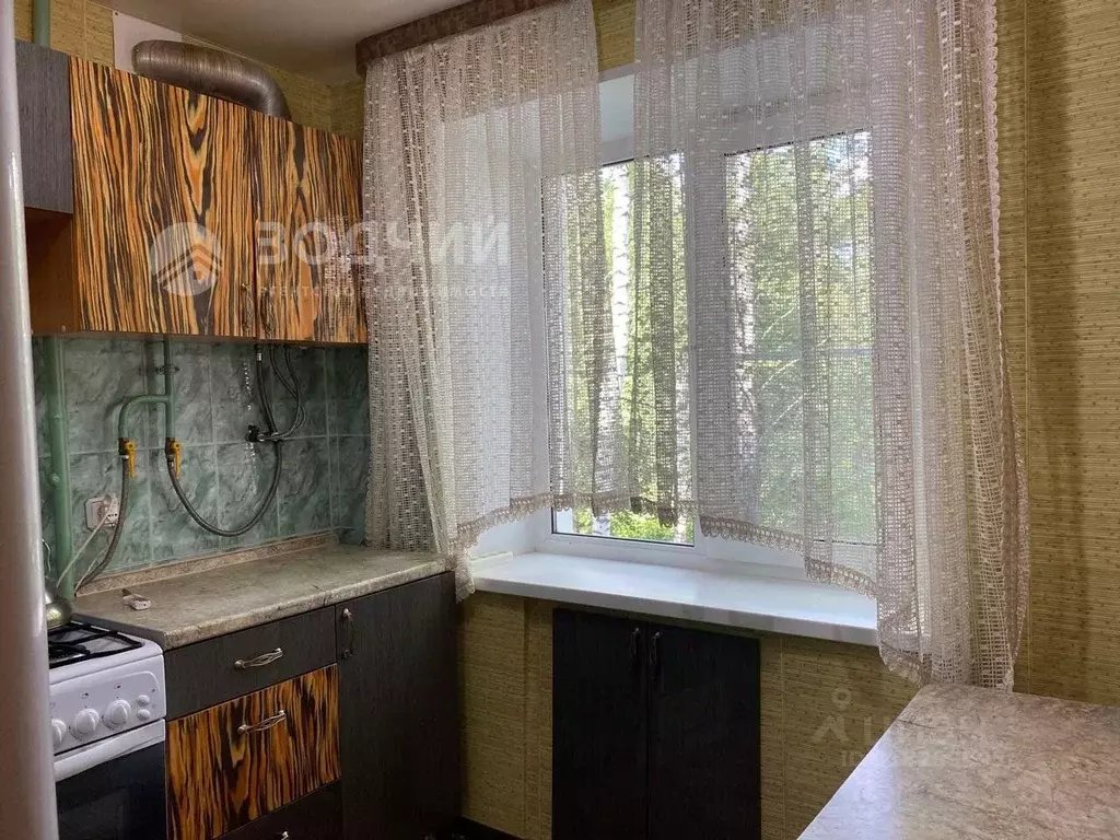 2-к кв. Чувашия, Канаш ул. 30 лет Чувашии, 8 (44.8 м) - Фото 1