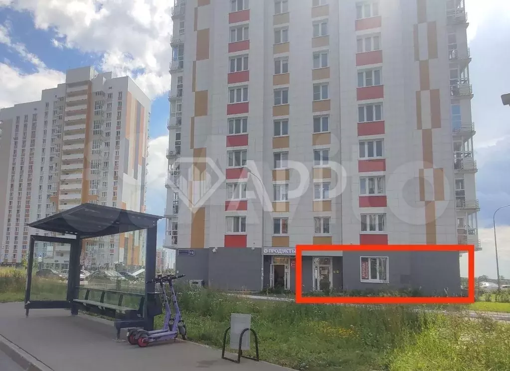 Торгово-офисное на трафике 77,6м - Фото 1