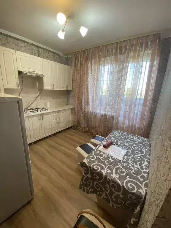 1-к. квартира, 38 м, 7/8 эт. - Фото 0