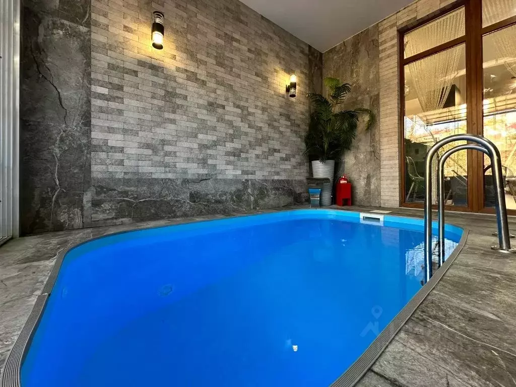 Дом в Краснодарский край, Сочи ул. Искры, 68Ж (50 м) - Фото 1