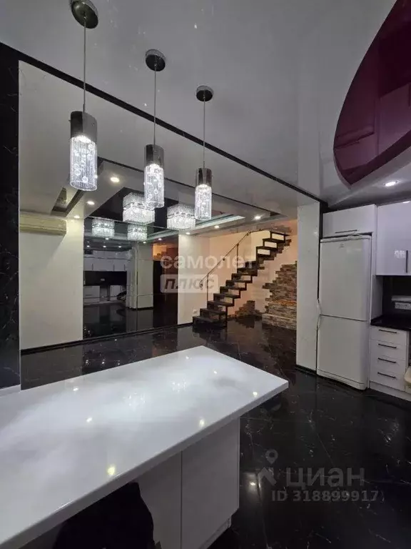 Квартира, 2 комнаты, 83.6 м - Фото 0
