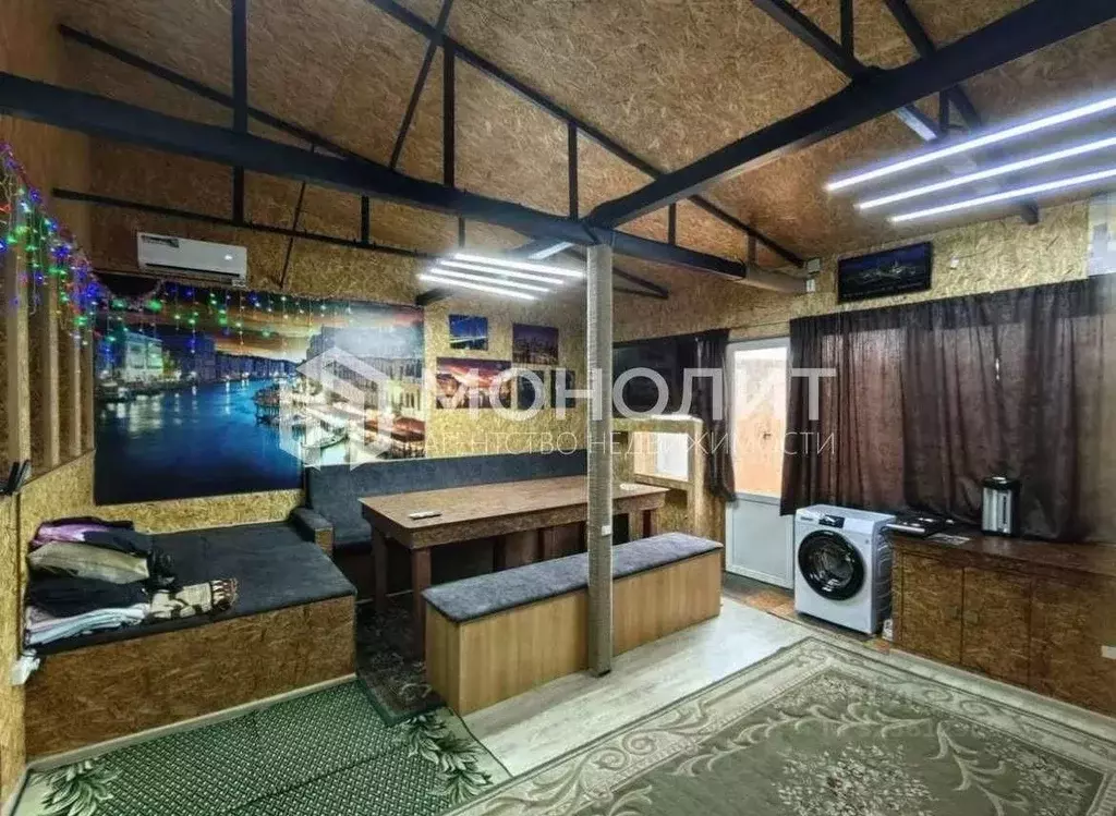 Дом в Белгородская область, Старый Оскол Центральная ул. (96 м) - Фото 1