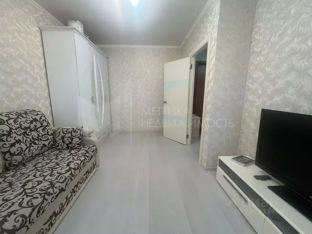 1-к кв. Тюменская область, Тюмень ул. Стартовая, 5 (35.0 м) - Фото 1
