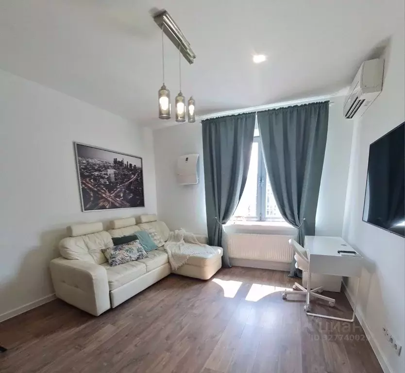 3-к кв. Московская область, Красногорск городской округ, Отрадное пгт ... - Фото 1