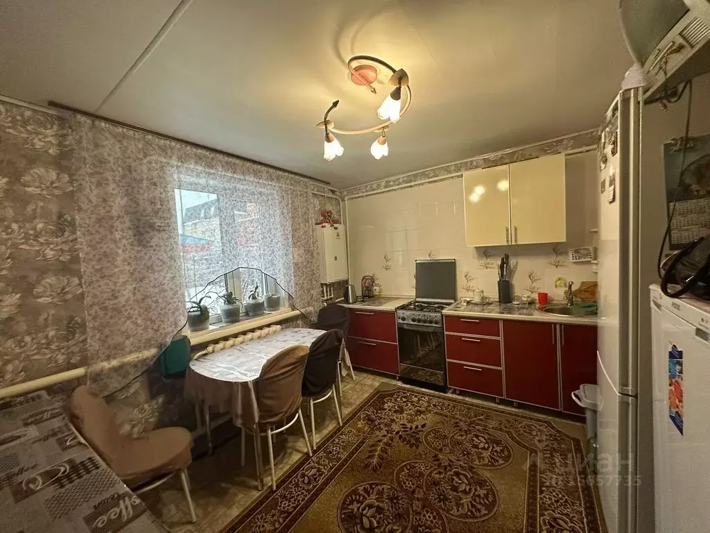 Дом в Омская область, Омск ул. 8-я Северная, 126 (67 м) - Фото 0