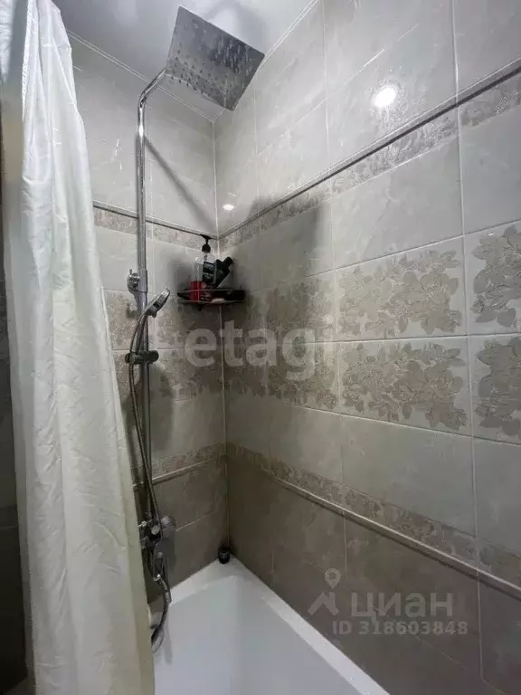 2-к кв. Башкортостан, Уфа ул. Сун-Ят-Сена, 7 (62.2 м) - Фото 0