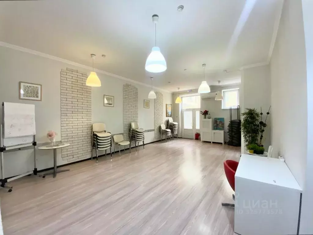 Помещение свободного назначения в Астраханская область, Астрахань ... - Фото 2