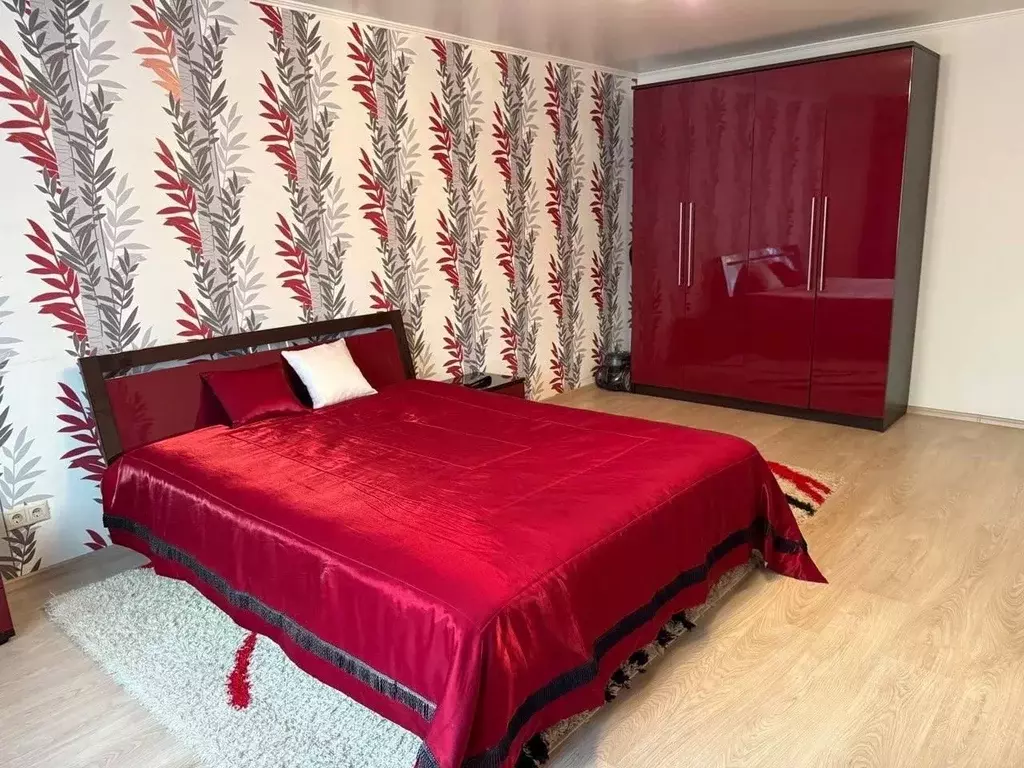 2-к кв. Татарстан, Альметьевск ул. Ленина, 187 (70.0 м) - Фото 1