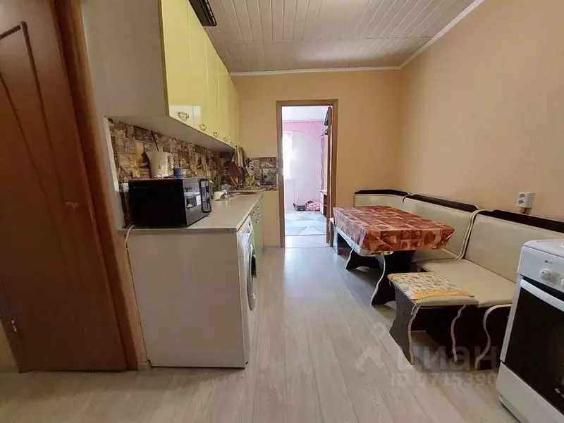 2-к кв. Омская область, Омск ул. 12-я Судоремонтная, 2 (43.5 м) - Фото 1