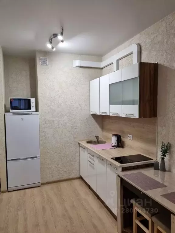 1-к кв. Тульская область, Тула Оборонная ул., 102Б (32.0 м) - Фото 2