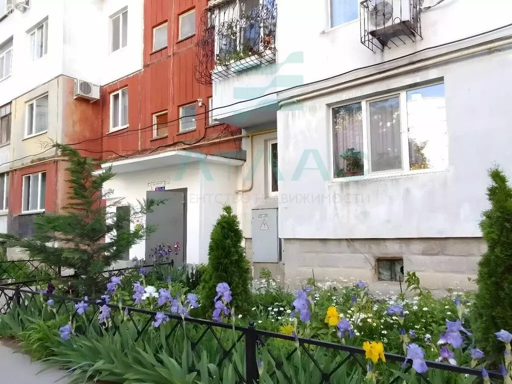 1-комнатная квартира: Симферополь, Ковыльная улица, 74 (35.7 м) - Фото 0