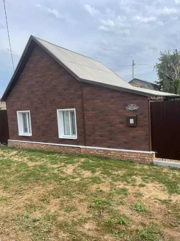 Дом в Саратовская область, Энгельс ул. 2-я Ленинградская, 21 (45 м) - Фото 1