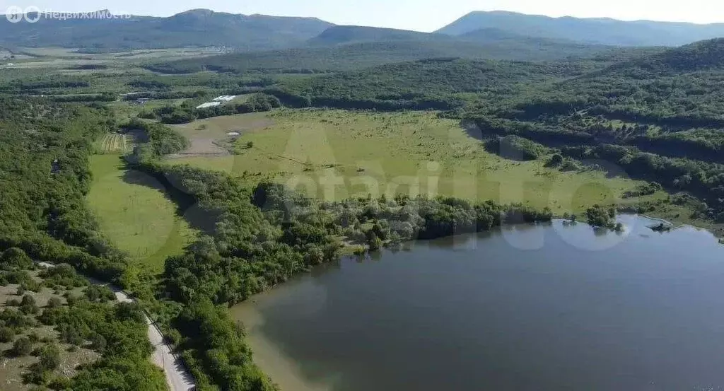 Участок в Орлиновский муниципальный округ, село Широкое, улица ... - Фото 1