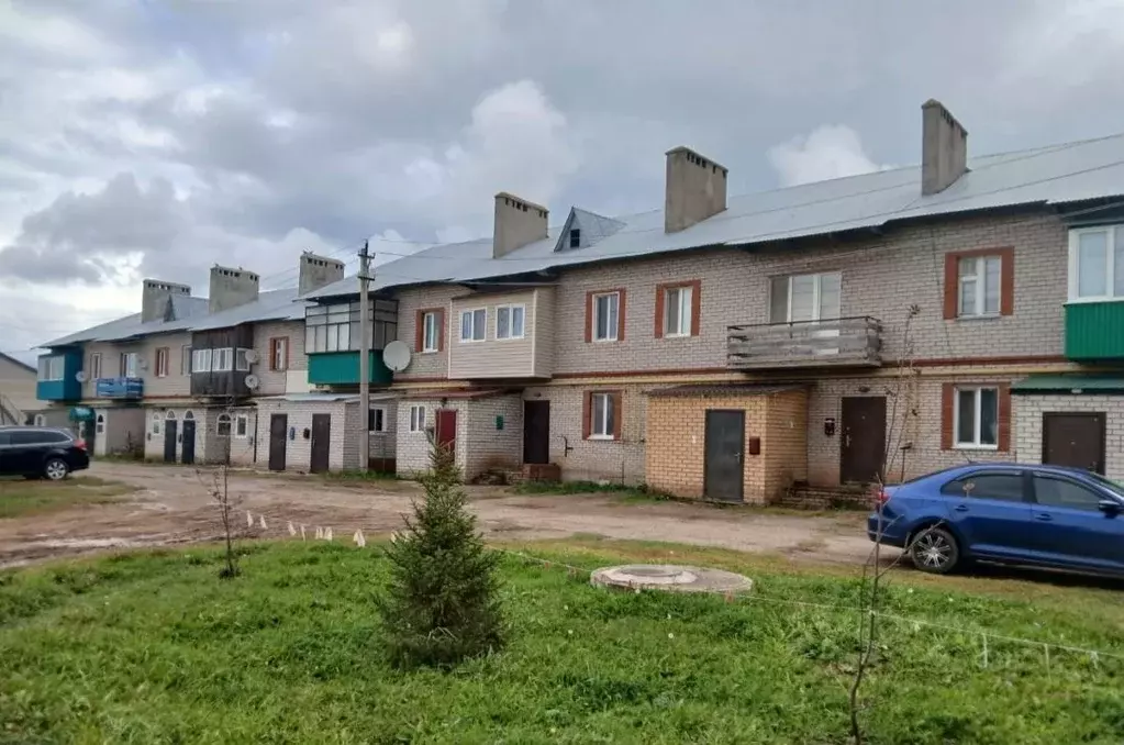 2-к кв. Башкортостан, с. Бакалы ул. Кирова, 80 (53.0 м) - Фото 0